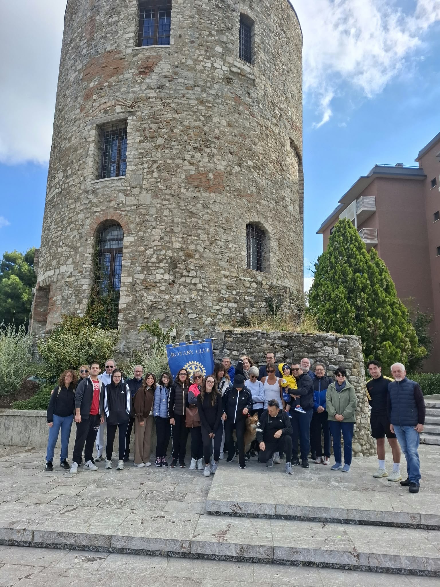 Scopri di più sull'articolo Primo service dell’anno sociale in corso del Rotary Club Torre Guevara di Potenza.
